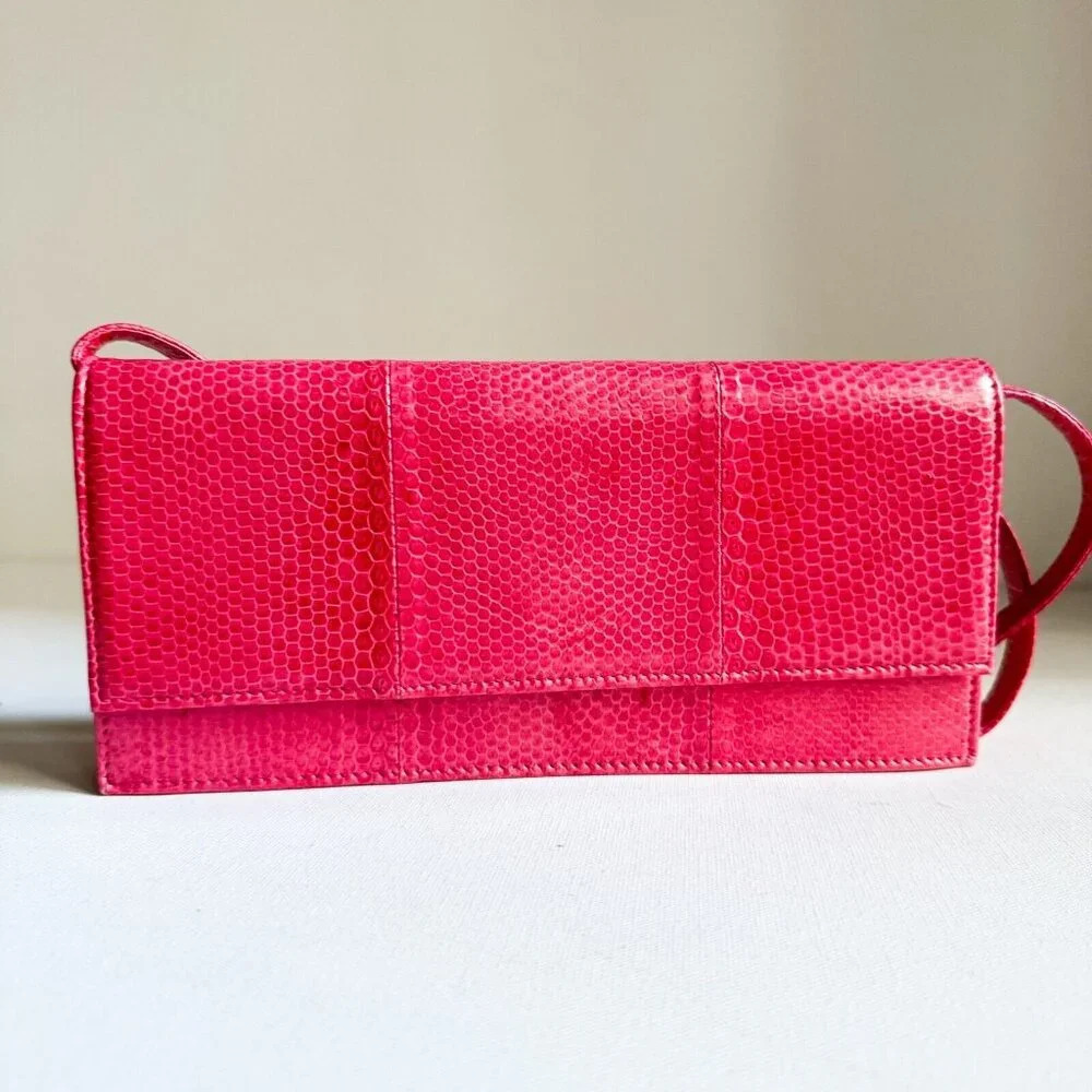 Vintage Barbie Pink Texyured Leather Convertible Shoulder  Clucth